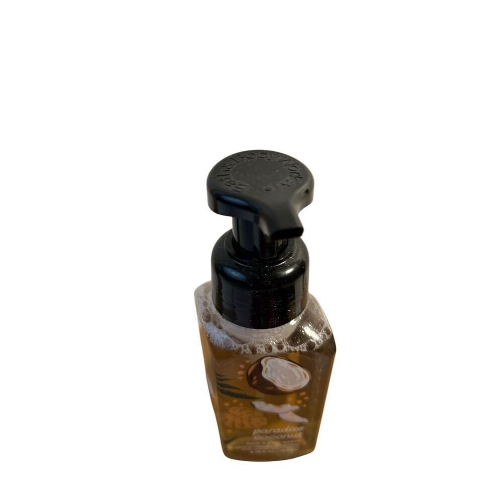 Bath and Body Paradise Coconut foam‎ soap